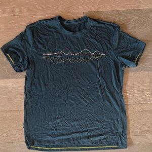 Icebreaker merino wool shirt size xl